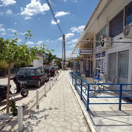 Mary's Apartment Tolo